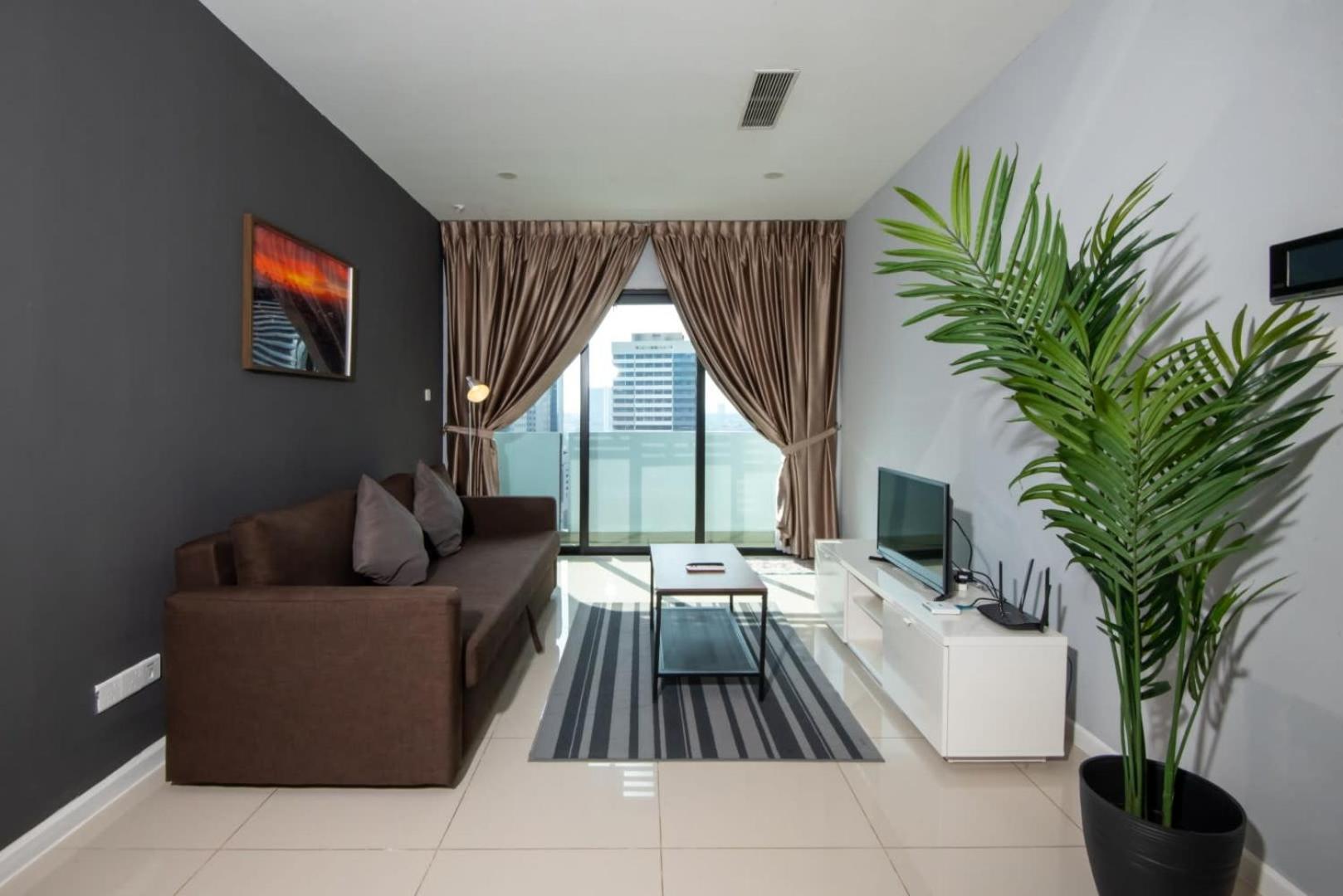 Pangsapuri High Floor Suasana 5 In Jb With Wifi *